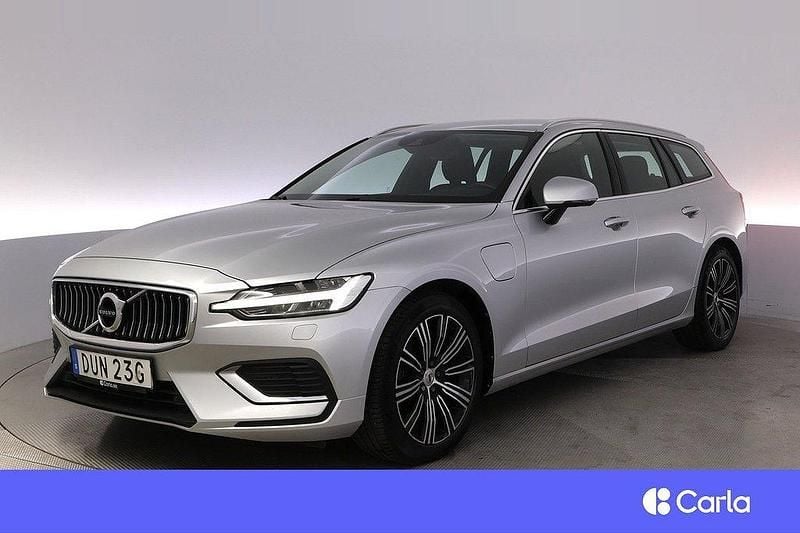 Silver Begagnad 2020 Volvo V60 Inscription Kombi | 345 900 kr (Dyr) - Bild 1/4