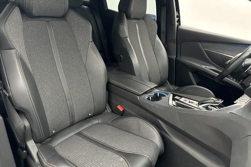 Begagnad Peugeot 3008 131 HK (96 kW) 2019 SUV