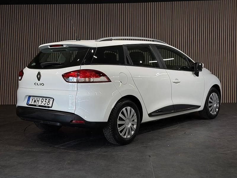 Begagnad Renault Clio GrandTour Zen 73 HK (53 kW) 2017 Vit Kombi