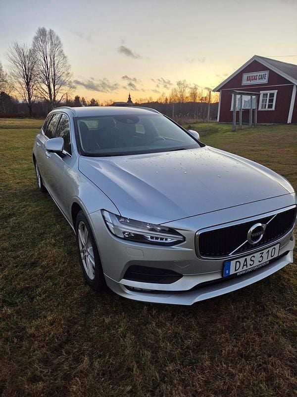 Begagnad 2018 Volvo V90 Kombi | 188 000 kr (Bra pris) - Bild 1/4