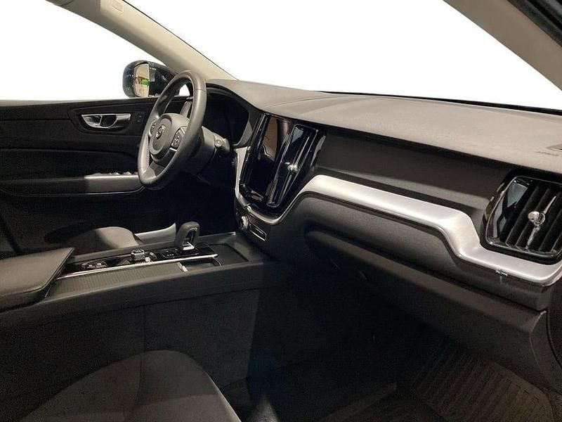 Begagnad Volvo XC60 Inscription 344 HK (253 kW) 2022 Svart SUV
