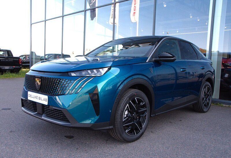 Blå Ny 2025 Peugeot 3008 Ultimate SUV | 439 900 kr - Bild 1/4
