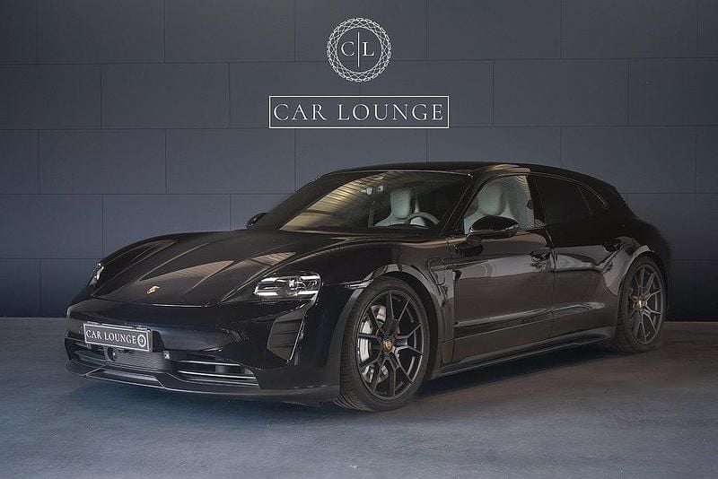 Svart Begagnad 2023 Porsche Taycan GTS Sport Turismo Sedan | 1 169 000 kr - Bild 1/4