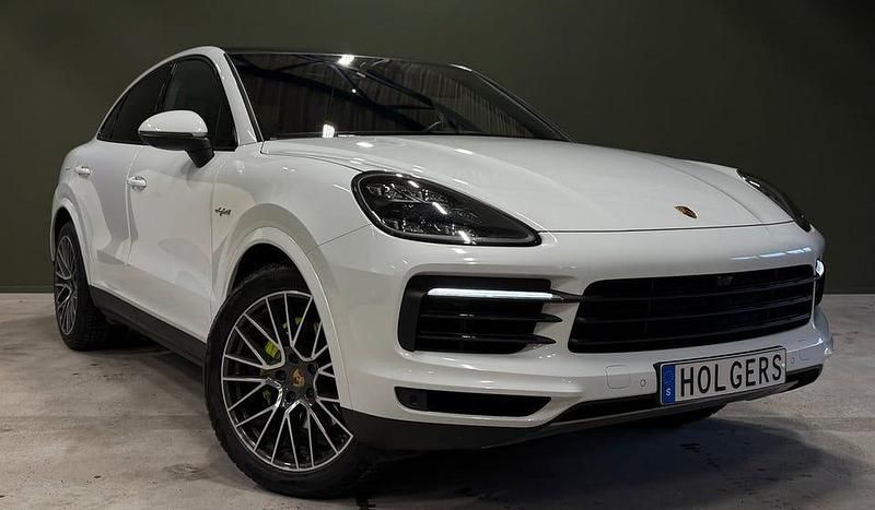 Begagnad Porsche Cayenne 462 HK (339 kW) 2021 Vit SUV