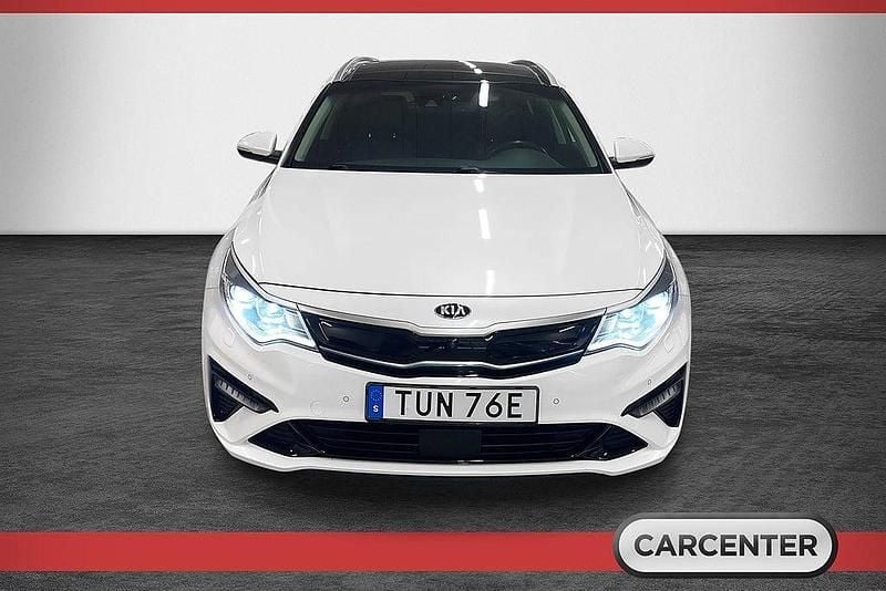 Begagnad Kia Optima Advance 205 HK (150 kW) 2019 Vit Kombi