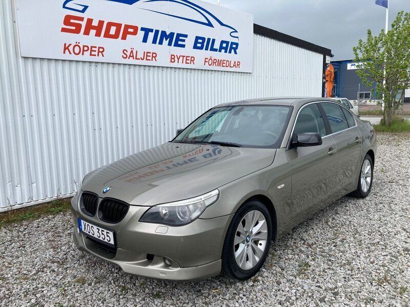 Grön Begagnad 2006 BMW 525 Sport Line Sedan | 59 900 kr (Bra pris) - Bild 1/4