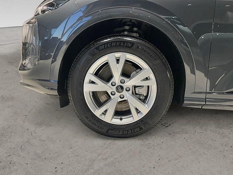 Ny Audi Q5 Design 299 HK (219 kW) 2025 Grå SUV