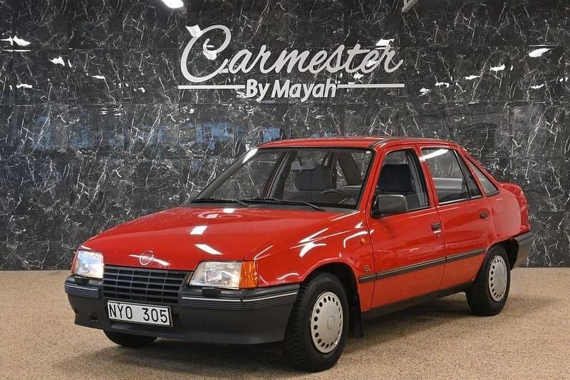 Begagnad Opel Kadett 75 HK (55 kW) 1988 Röd Sedan