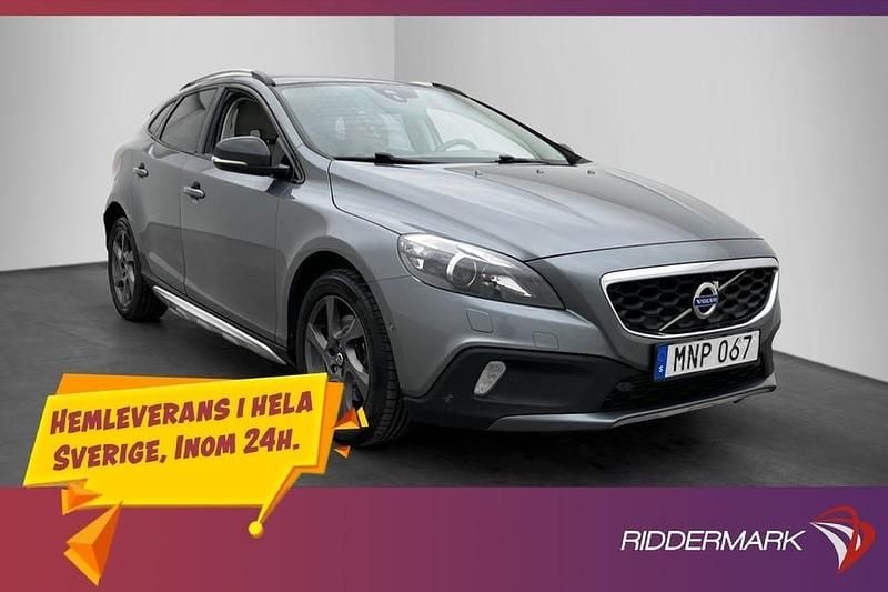 Begagnad Volvo V40 CC Summum 150 HK (110 kW) 2015 Grå Kombi