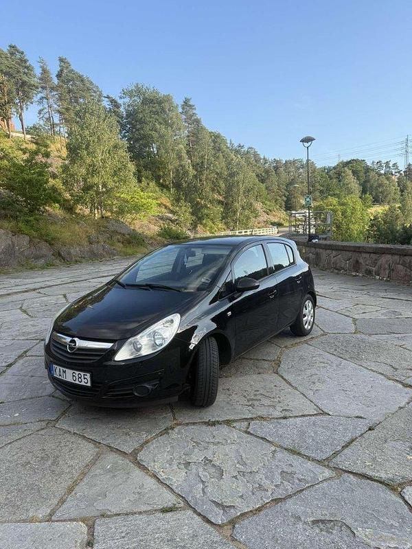 Svart Begagnad 2009 Opel Corsa Enjoy Halvkombi | 30 000 kr (Bra pris) - Bild 1/4