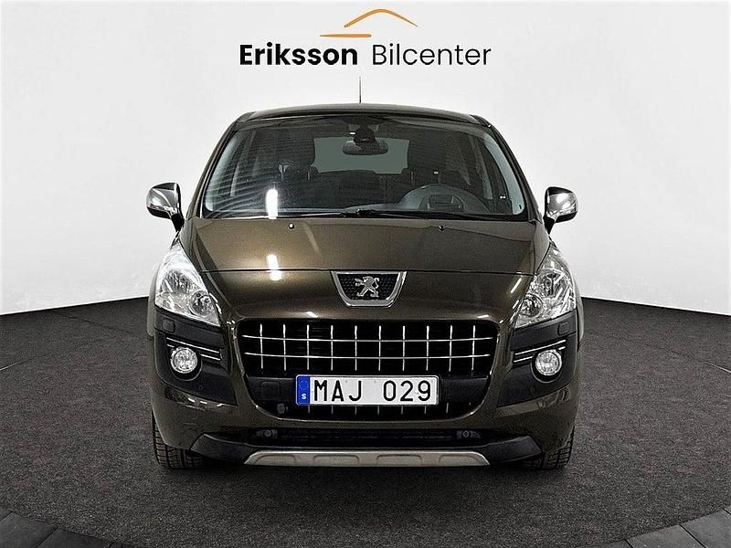 Begagnad Peugeot 3008 112 HK (82 kW) 2011 Brun Kombi
