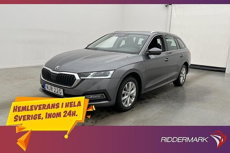 Begagnad Skoda Octavia 204 HK (150 kW) 2022 Grå Kombi