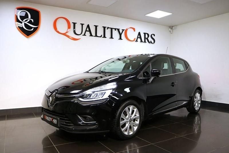 Begagnad Renault Clio IV 90 HK (66 kW) 2016 Svart Halvkombi