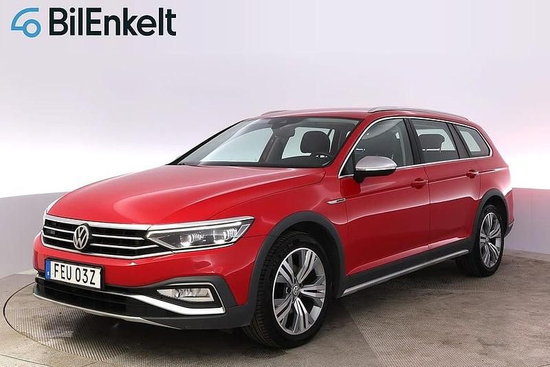 Begagnad VW Passat 190 HK (139 kW) 2019 Röd SUV