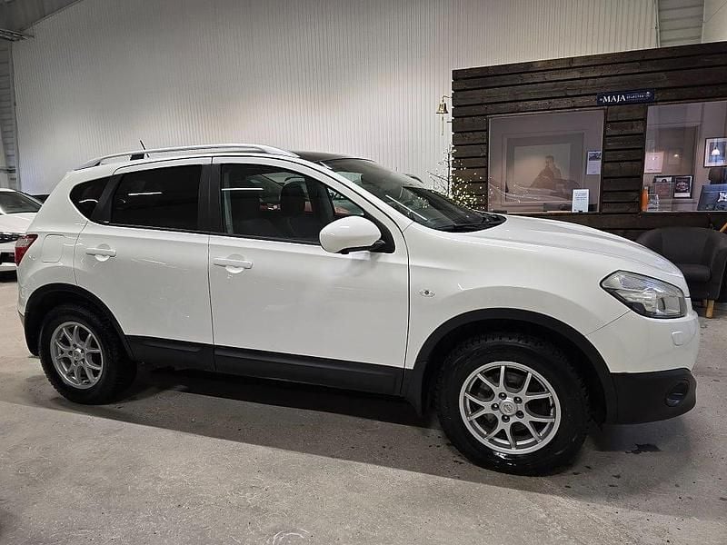 Begagnad Nissan Qashqai 131 HK (96 kW) 2012 Vit SUV