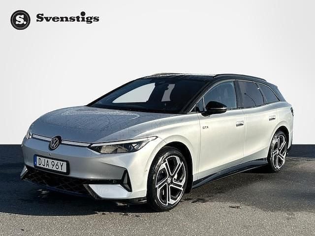 Silver Begagnad 2025 VW ID.7 GTX Sedan | 619 900 kr (Bra pris) - Bild 1/4