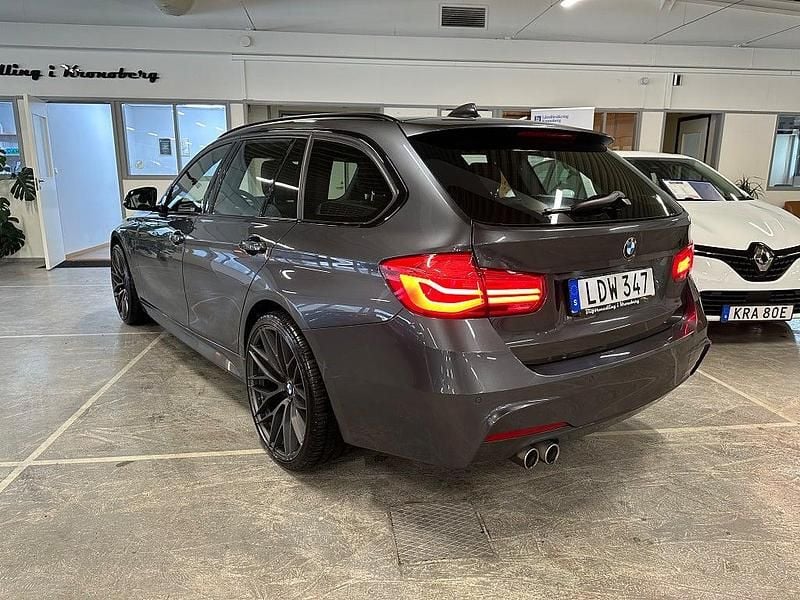 Begagnad BMW 320 M Sport 190 HK (139 kW) 2018 Grå Kombi