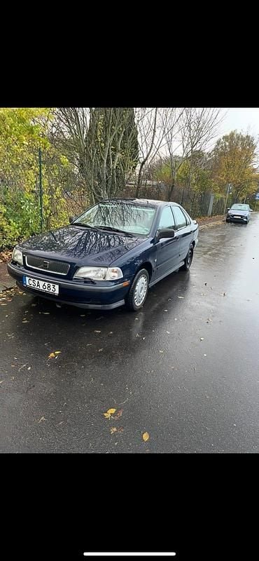 Begagnad 1998 Volvo S40 Sedan | 13 999 kr (Superpris) - Bild 1/4