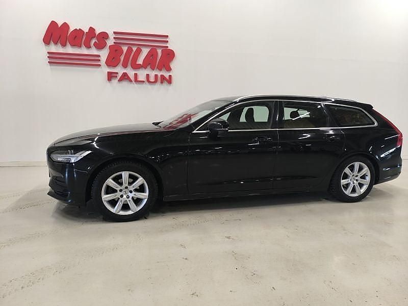 Svart Begagnad 2018 Volvo V90 Momentum Kombi | 199 900 kr (Lite dyr) - Bild 1/4