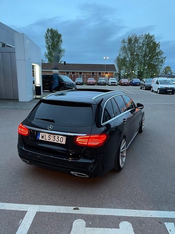 Begagnad Mercedes C220 AMG line 170 HK (125 kW) 2018