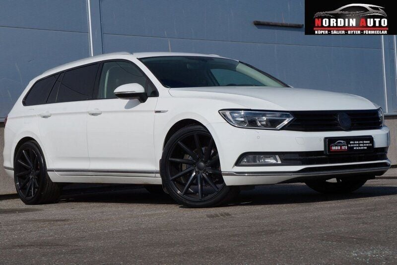Vit Begagnad 2015 VW Passat GT Kombi | 119 900 kr (Marknadspris) - Bild 1/4
