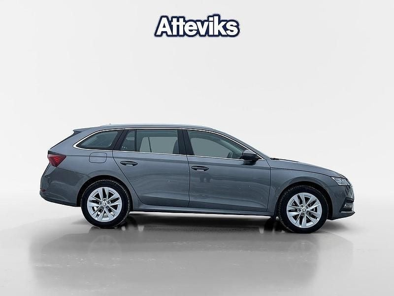 Begagnad Skoda Octavia Style 150 HK (110 kW) 2024 Grå Kombi