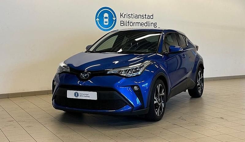 Begagnad Toyota C-HR Edition 123 HK (90 kW) 2022 Blå SUV