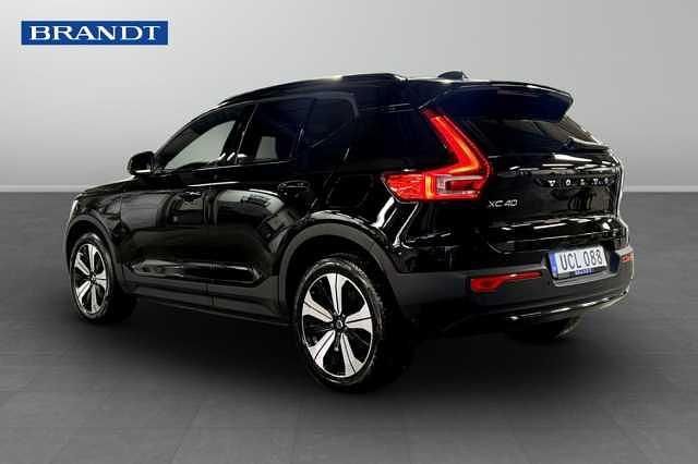 Begagnad Volvo XC40 Single Motor 175 kW (238 HK) 2023 Svart SUV