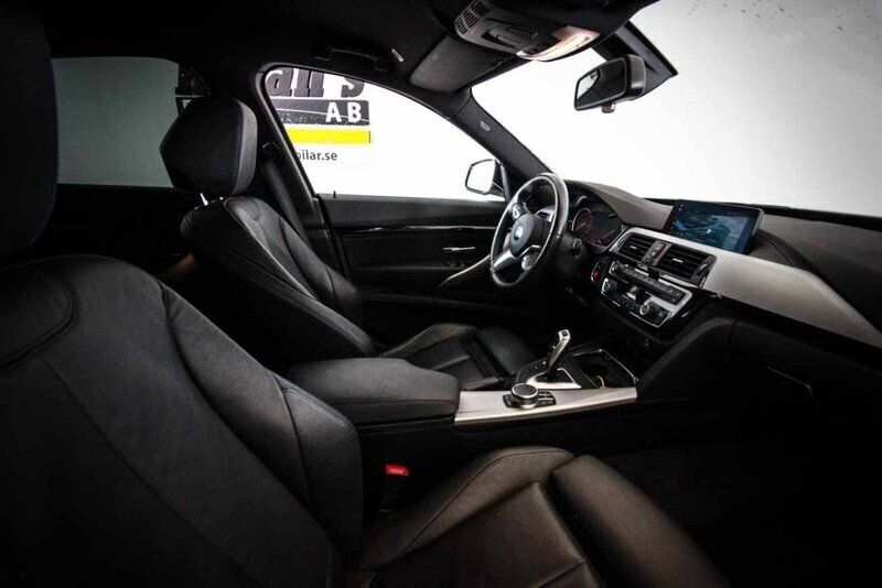 Begagnad BMW 330 Gran Turismo M Sport 252 HK (185 kW) 2018 Vit Halvkombi