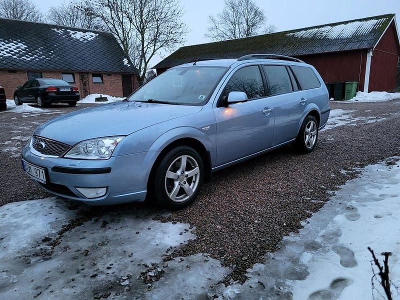 Begagnad Ford Mondeo 145 HK (106 kW) 2006 Kombi