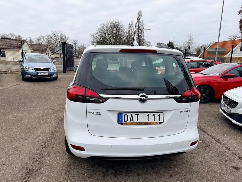 Begagnad Opel Zafira Tourer Enjoy 136 HK (100 kW) 2013 Vit Minibuss