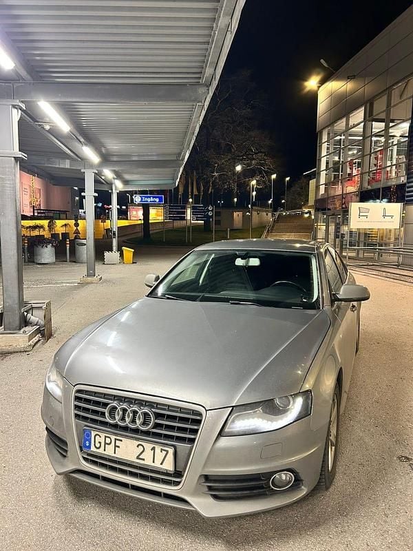 Begagnad 2010 Audi A4 Sedan | 90 000 kr (Marknadspris) - Bild 1/4