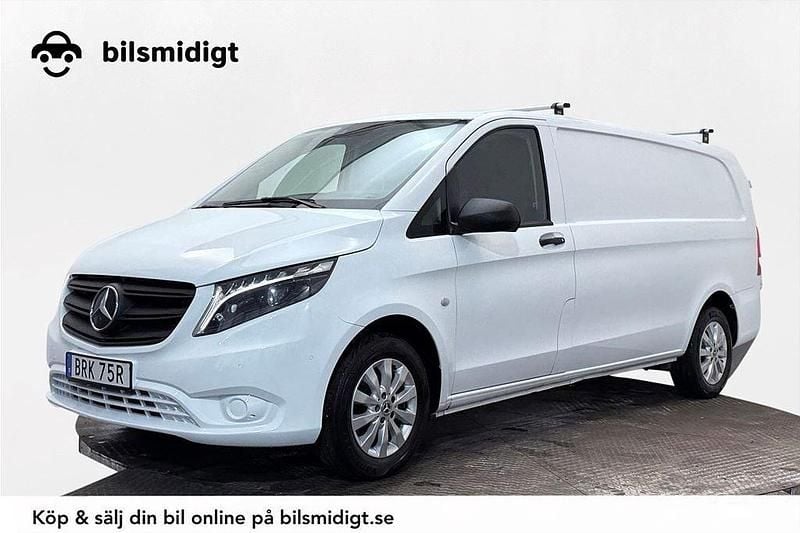 Vit Begagnad 2023 Mercedes Vito Minibuss | 355 900 kr (Bra pris) - Bild 1/3