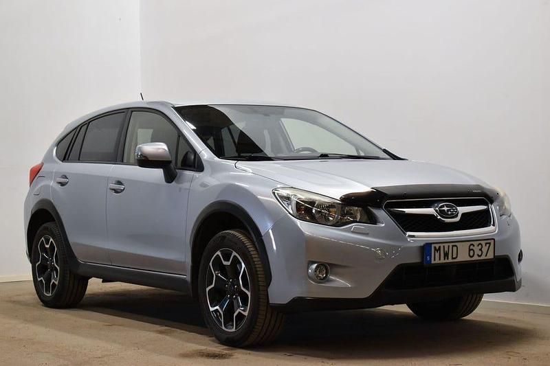 Silver Begagnad 2012 Subaru XV SUV | 69 800 kr (Marknadspris) - Bild 1/4