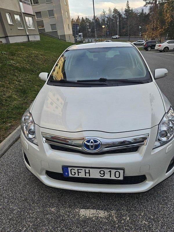 Begagnad 2010 Toyota Auris Halvkombi | 69 000 kr - Bild 1/4