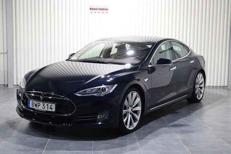 Blå Begagnad 2014 Tesla Model S Sedan | 190 000 kr (Bra pris) - Bild 1/4
