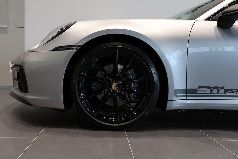 Begagnad Porsche 911 Carrera T 385 HK (283 kW) 2024 Silver Sportkupé