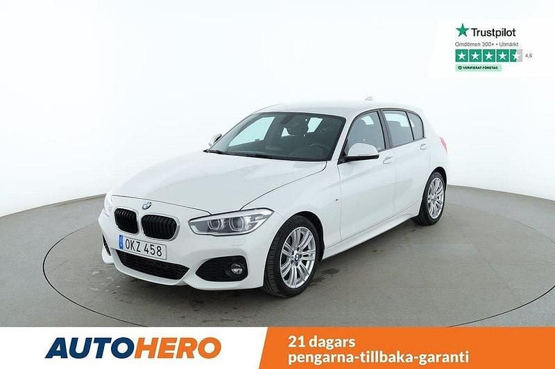 Vit Begagnad 2016 BMW 118 M Sport Halvkombi | 147 000 kr (Marknadspris) - Bild 1/4