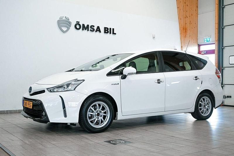 Vit Begagnad 2020 Toyota Prius+ Minibuss | 224 798 kr (Dyr) - Bild 1/4
