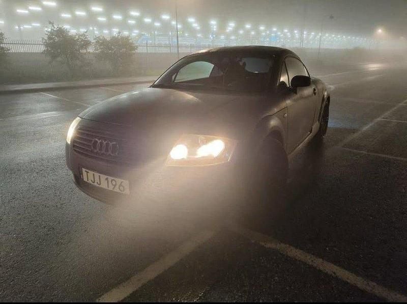 Begagnad 1999 Audi TT Sportkupé | 39 000 kr (Dyr) - Bild 1/4