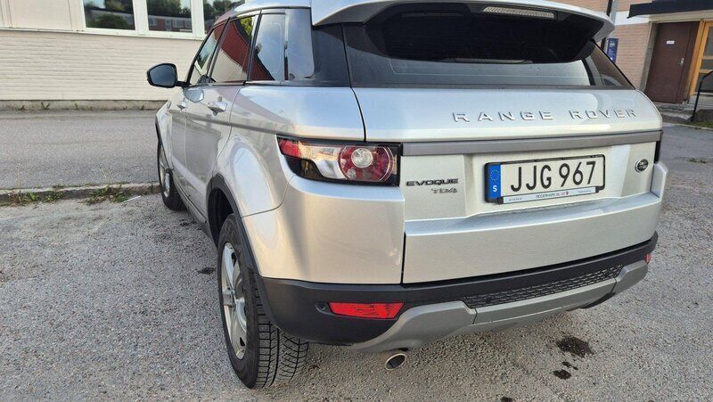 Grå Begagnad 2014 Land Rover Range Rover evoque Pure SUV | 205 000 kr (Lite dyr) - Bild 1/4
