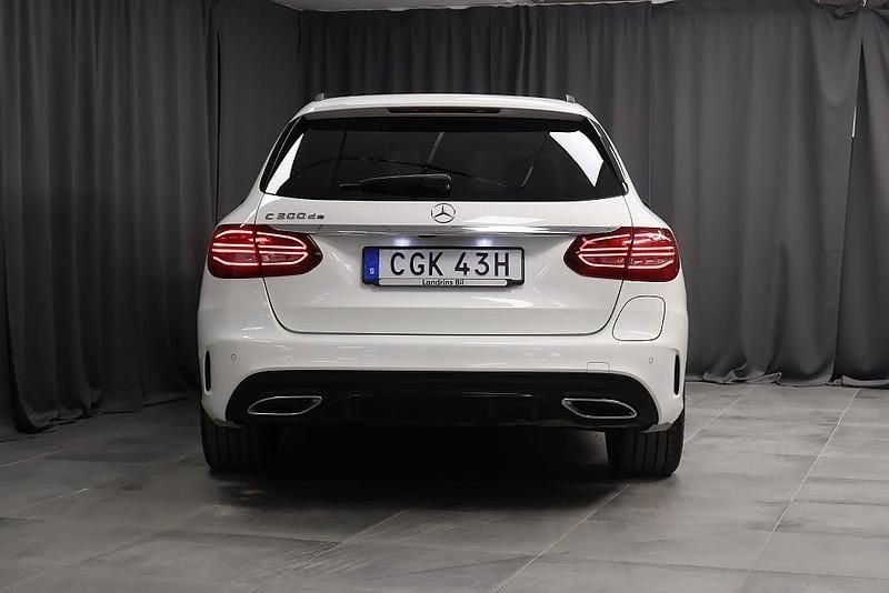 Begagnad Mercedes C300 2020 Vit