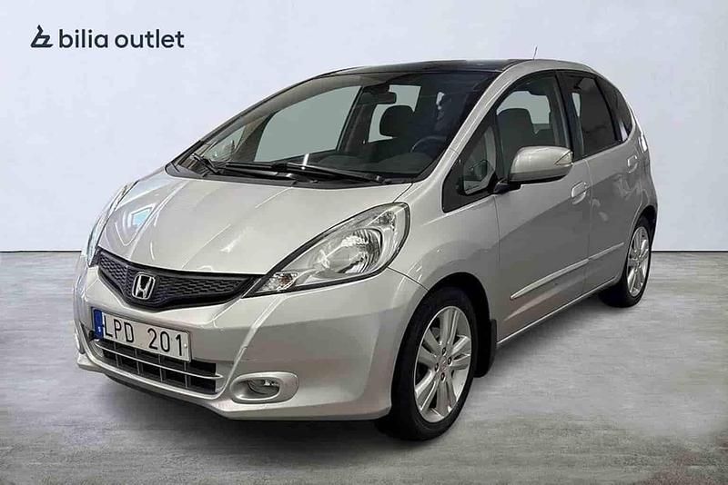 Silver Begagnad 2011 Honda Jazz Halvkombi | 99 000 kr (Bra pris) - Bild 1/1