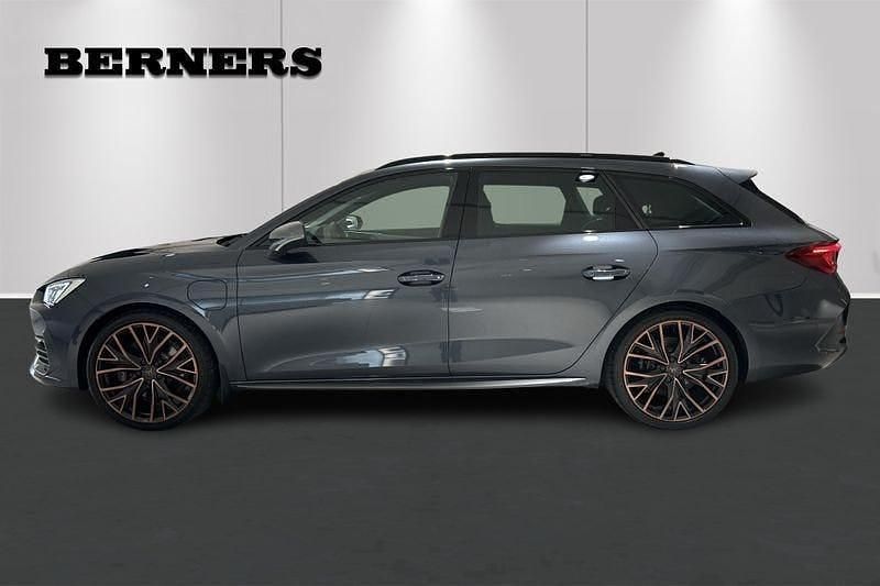 Begagnad Cupra Leon 245 HK (180 kW) 2024 Grå Kombi