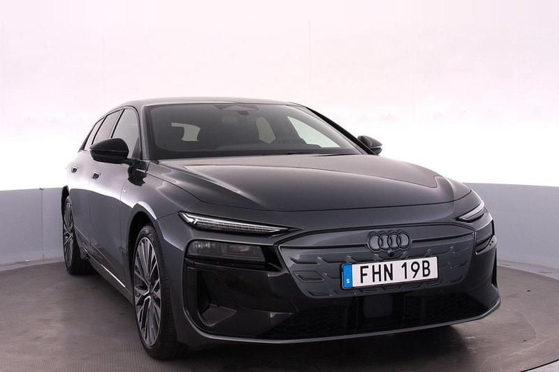 Grå Ny 2025 Audi A6 e-tron S-Line Kombi | 782 300 kr - Bild 1/4