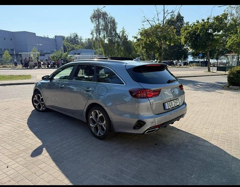 Begagnad Kia Ceed Sportswagon 141 HK (103 kW) 2021 Kombi
