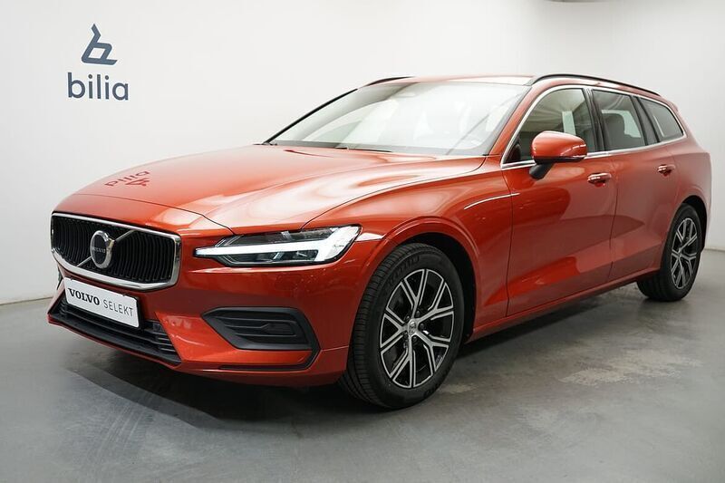 Begagnad 2023 Volvo V60 Kombi | 329 900 kr (Bra pris) - Bild 1/3