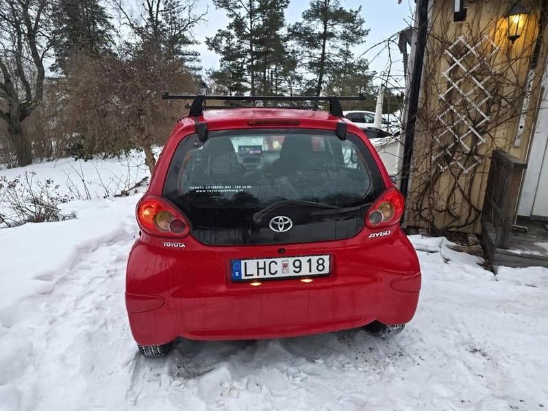 Begagnad Toyota Aygo 68 HK (50 kW) 2006 Halvkombi