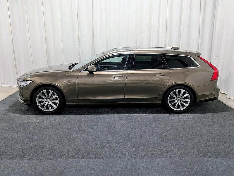 Begagnad Volvo V90 190 HK (139 kW) 2017 Brun Kombi