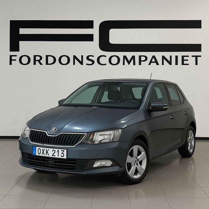 Grå Begagnad 2016 Skoda Fabia Style Halvkombi | 134 900 kr (Lite dyr) - Bild 1/1